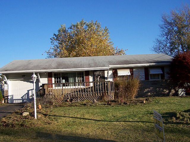 1st image of 640 Chapel Ln