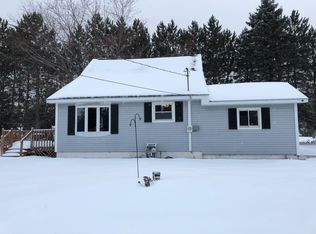 5745 Valley Rd, Alanson, MI 49706