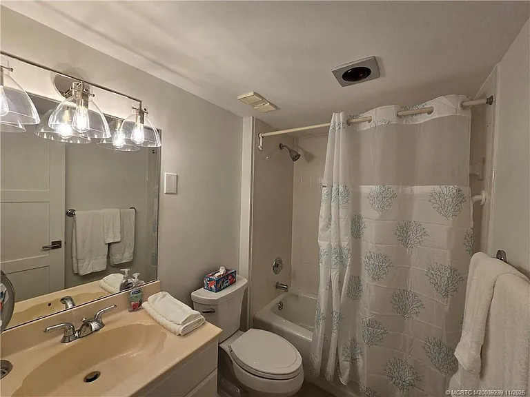 484 NE Plantation Rd #4103 — Photo 13