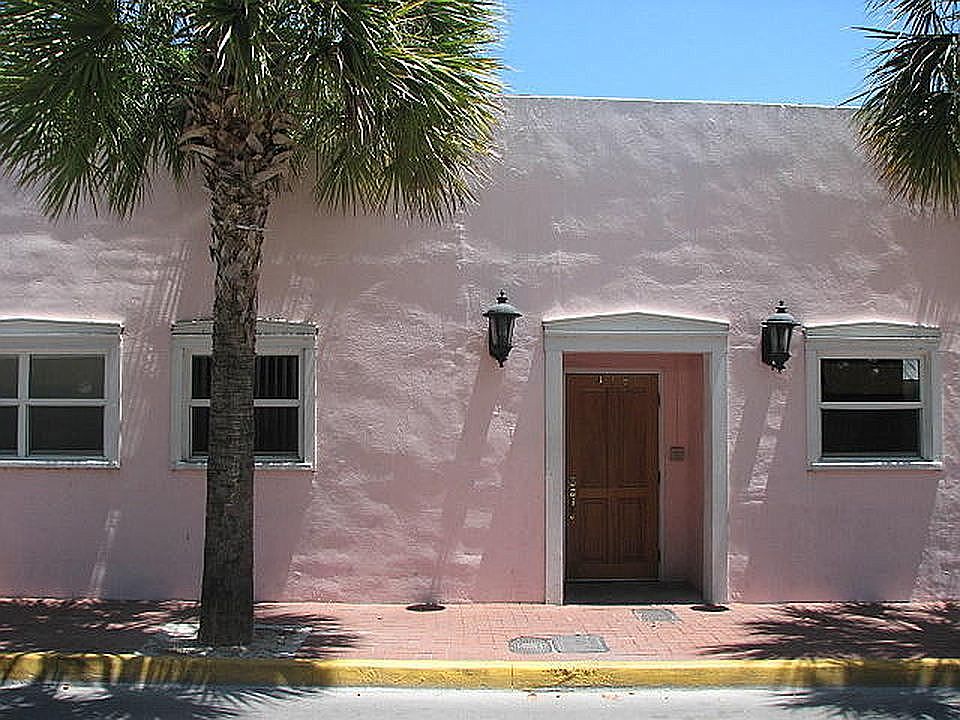 1st image of 416 Petronia St APT 2