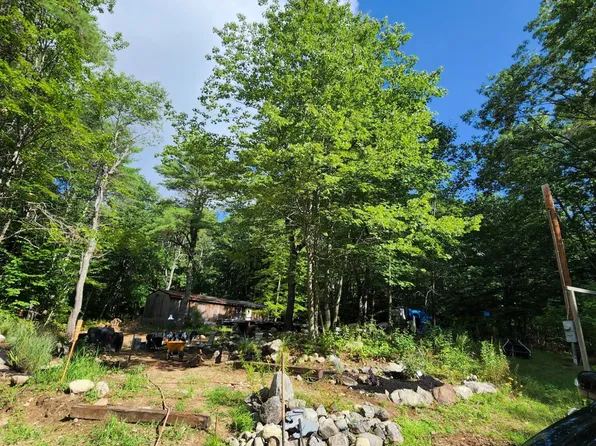 3 Two Lights Road, Gray, ME 04039