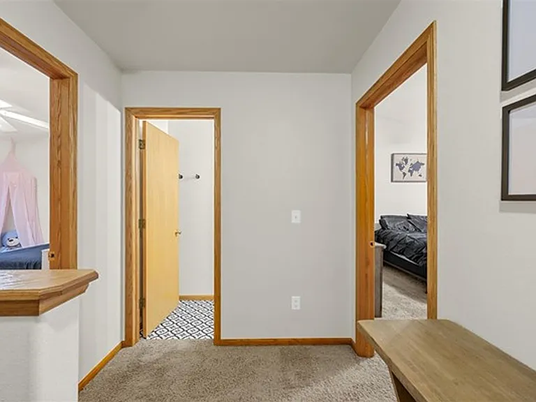 216 Camden Rd — Photo 14