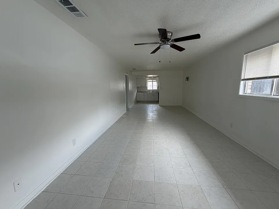 3020 Lourdes St