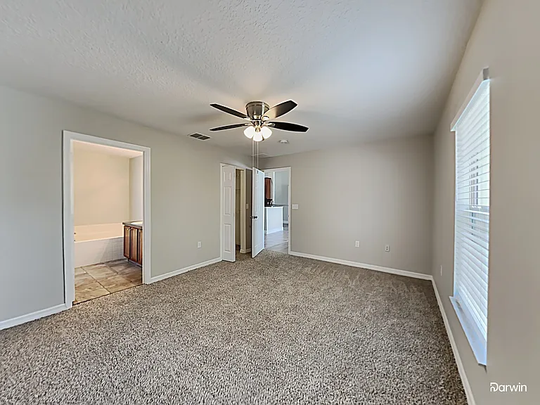 405 Danube Way — Photo 10