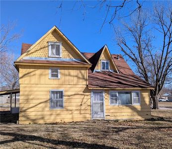 704 N Cherry St, Ottawa, KS, 66067
