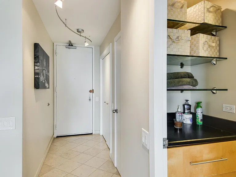 30 E Huron St #5401 — Photo 12