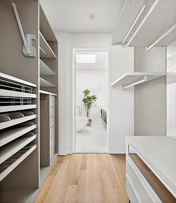 Sold by Compass | media 11