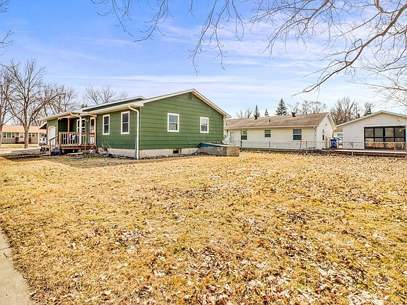 3rd image of 3102 8th Ave N