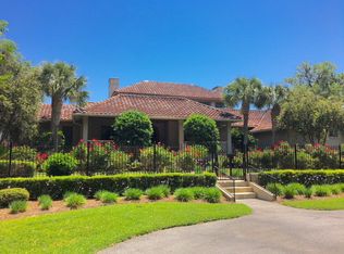 18 Carriage Dr, Saint Simons Island, GA 31522