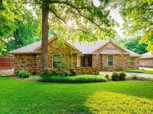 5203 Commander Ct, Arlington, TX 76017