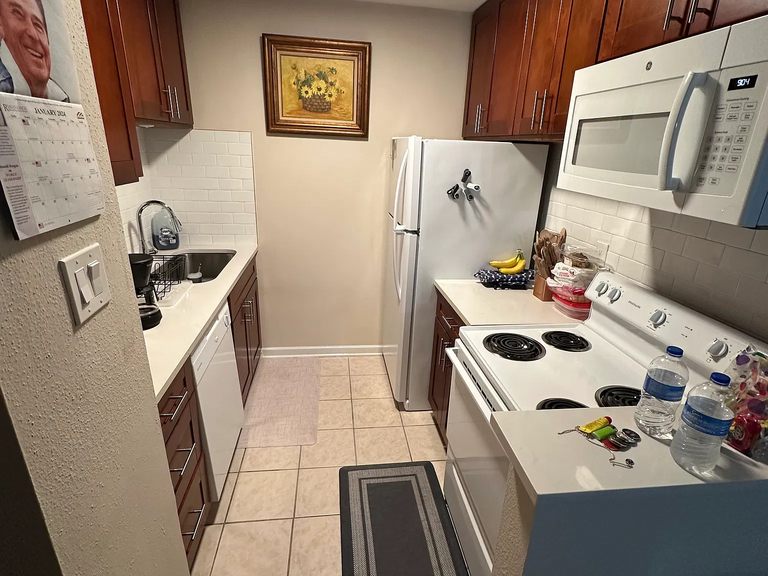1 bed, 740 sqft, $1,100 — Photo 2