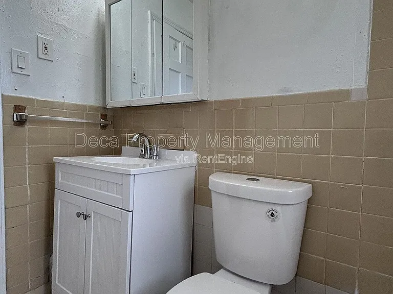 5318 Winslow Dr — Photo 12