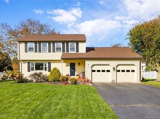 55 Cheshire Dr, South Windsor, CT 06074