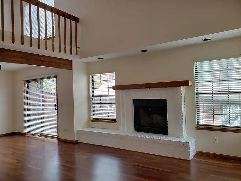 Living room, dining area & loft.