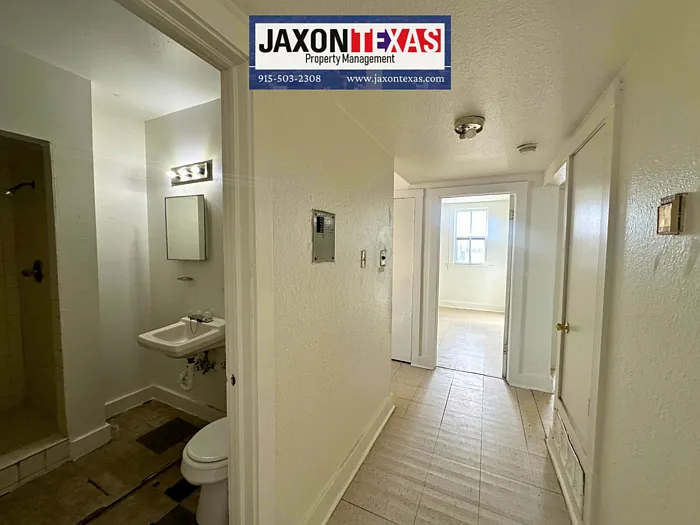 2 bed, 1.0 bath, 765 sqft, $750 — Photo 4