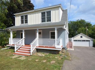 5714 Old Middleton Rd, Madison, WI 53705