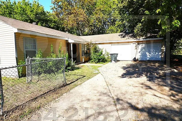 905 Estelle Ave #907