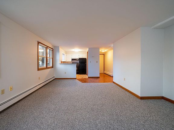 Living room / Dining area
