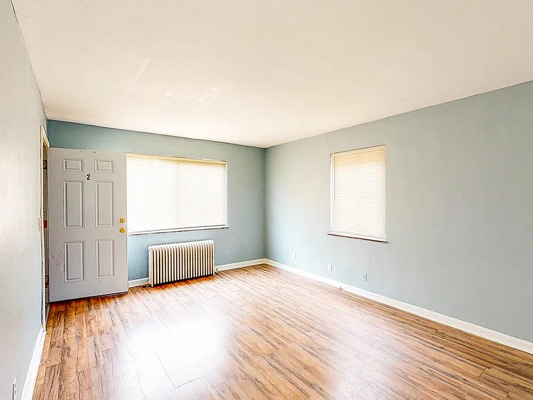 1652 Summit Rd #2 — Photo 9