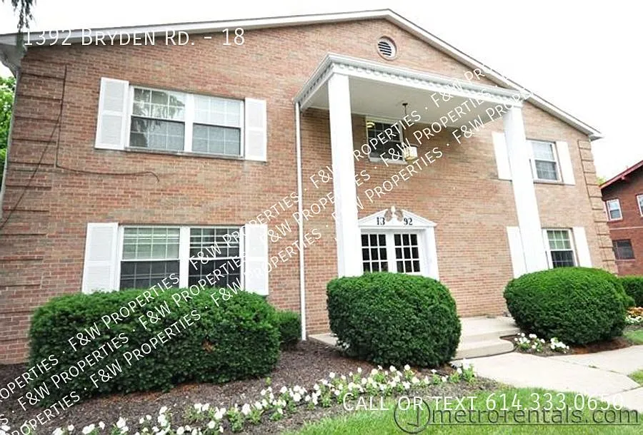 1392 Bryden Rd #18
