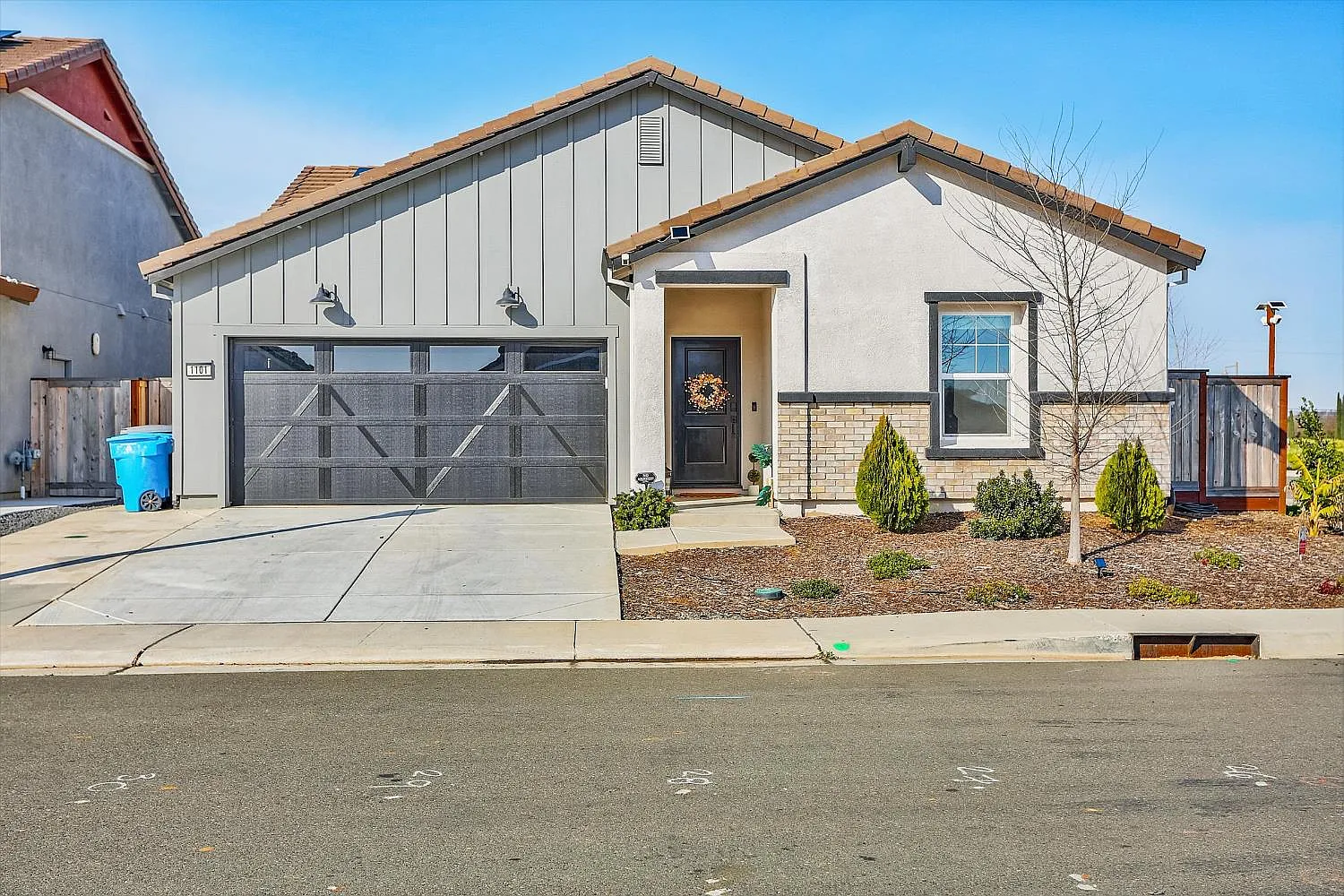 1101 Elm Terrace Way photo 1