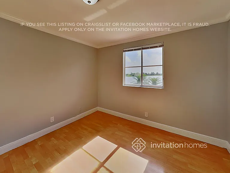 780 Falling Water Rd — Photo 14