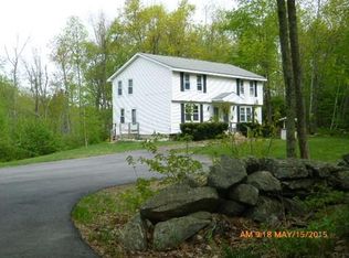 158 New Braintree Rd, Oakham, MA 01068