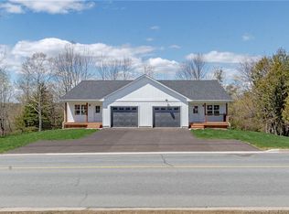 331 Hampton Rd, Quispamsis, NB E2E4J9