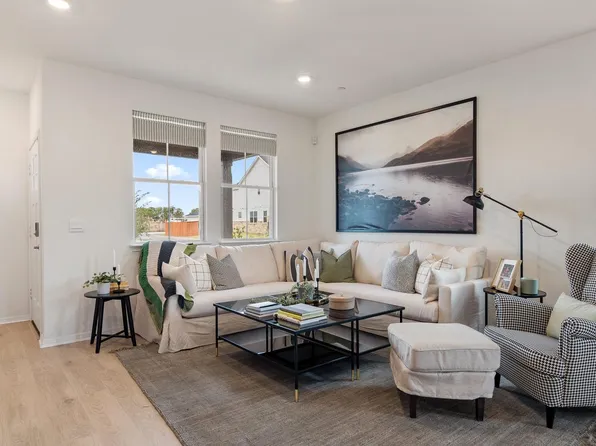 2521 Ophelia Levi Ln, Round Rock, TX 78665