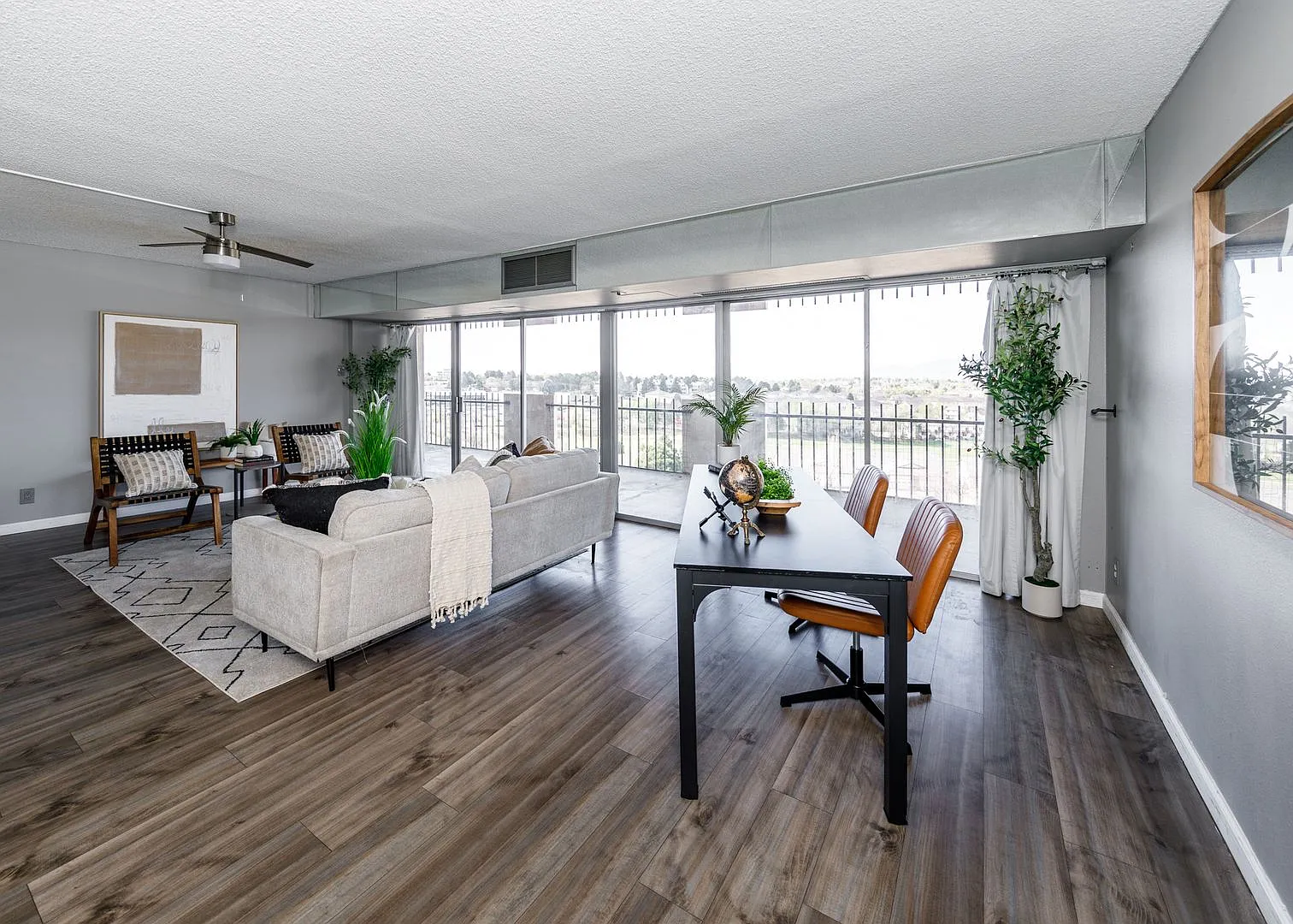 Beautiful 1 Bed 1 Bath Condo — Photo 4