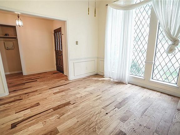 5th image of 3425 Hightrail Ln