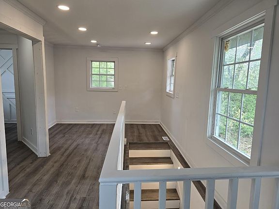 4th image of 1895 Stockton St APT 4