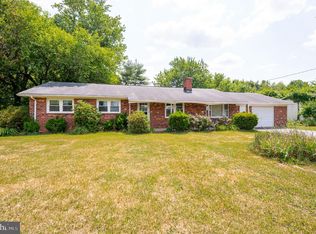 91 Rural Retreat Dr, Ranson, WV 25438