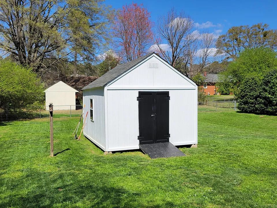 218 Wilmot Dr