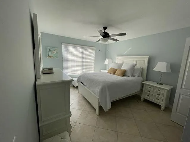 110 Villa Cir #110 — Photo 25
