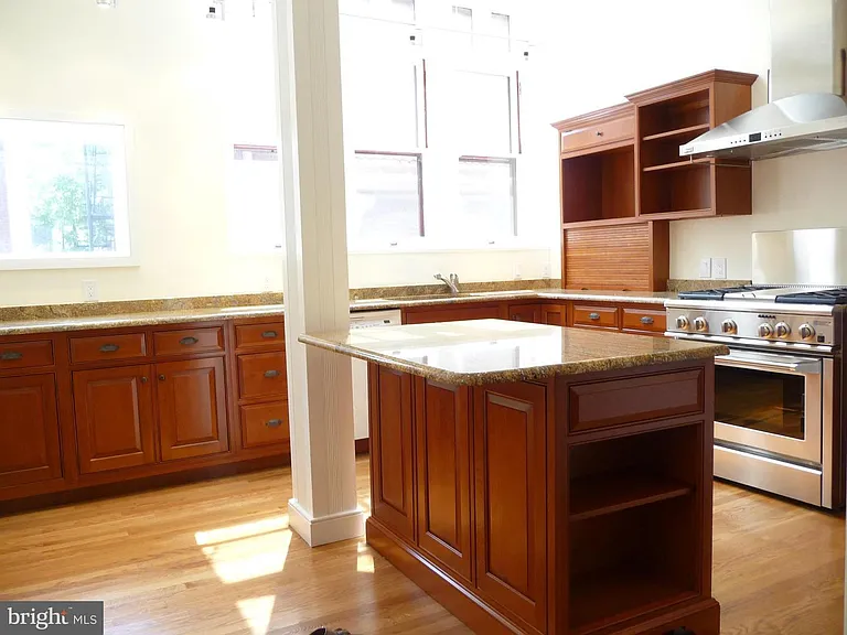 2034 Chancellor St #1F — Photo 18