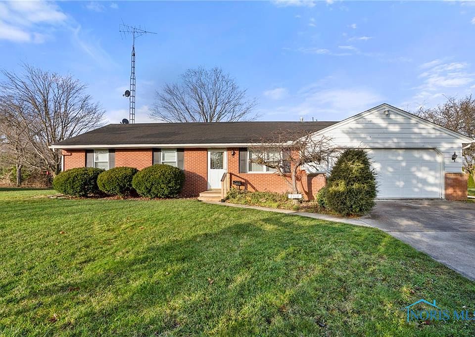 1st image of 2318 N Manor Dr