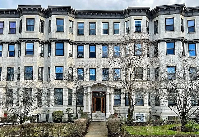 1872 Commonwealth Ave #A — Photo 1