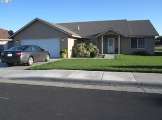 1491 SW Meadow View Dr, Hermiston, OR 97838