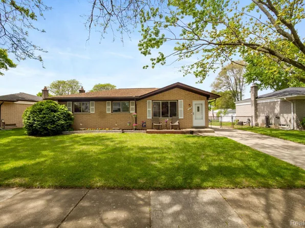 708 Merrimac Rd, Canton, MI 48188