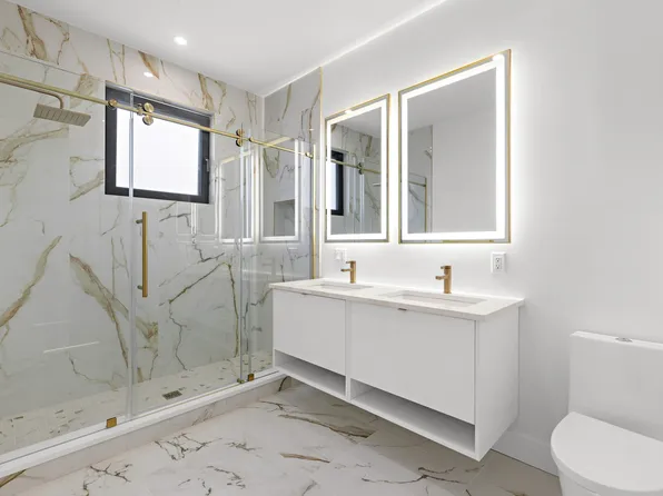 4525 Bergenwood Avenue image 3 of 74