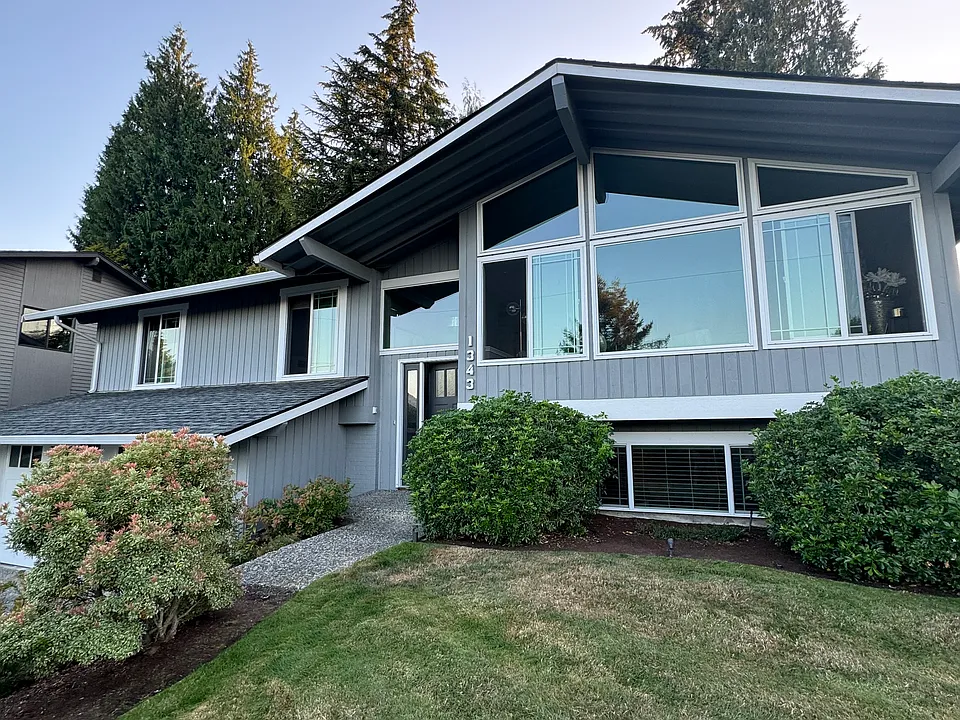 1343 177th Ave NE