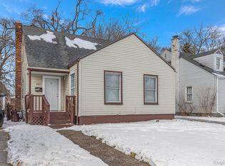 8845 Faust Ave, Detroit, MI 48228