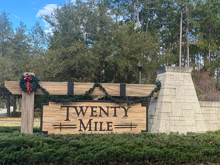 Twenty Mile Community entry