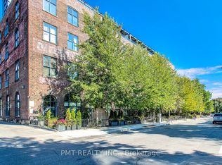 369 Sorauren Ave Unit 311, Toronto, ON M6R 3C2