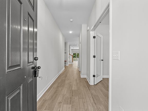4th image of 4205 Hollow Wind Way
