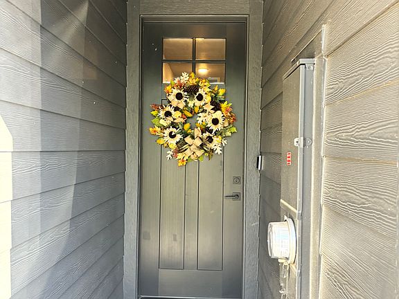 5th image of 6820 NE 131st Way