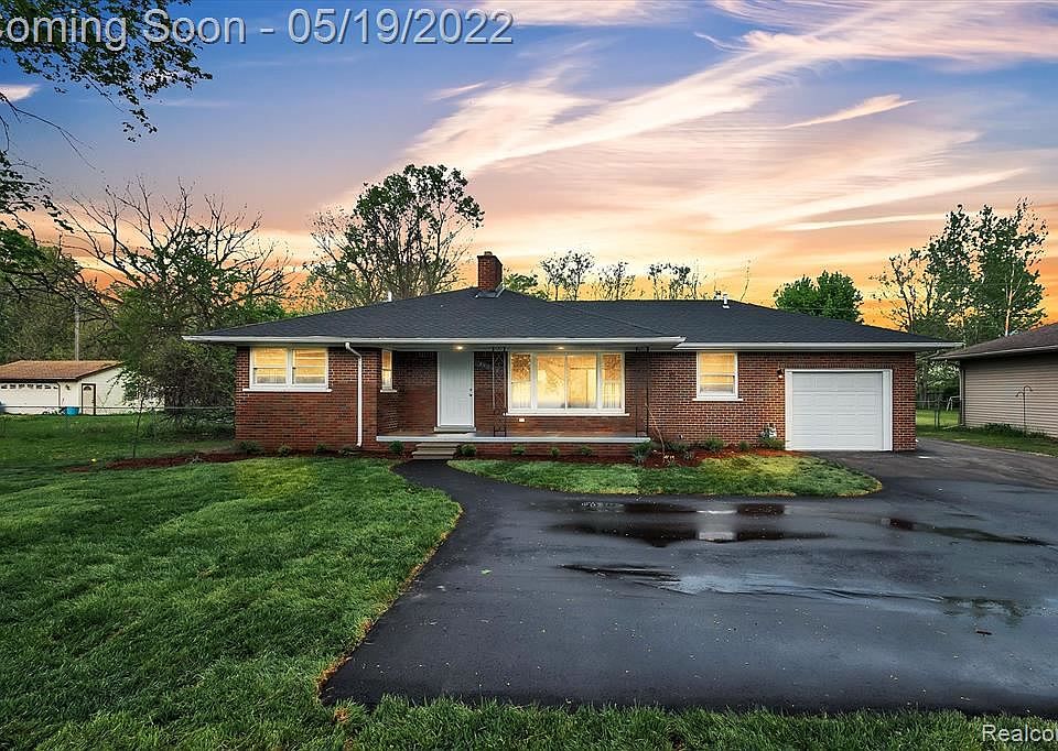 1st image of 18544 Huron River Dr