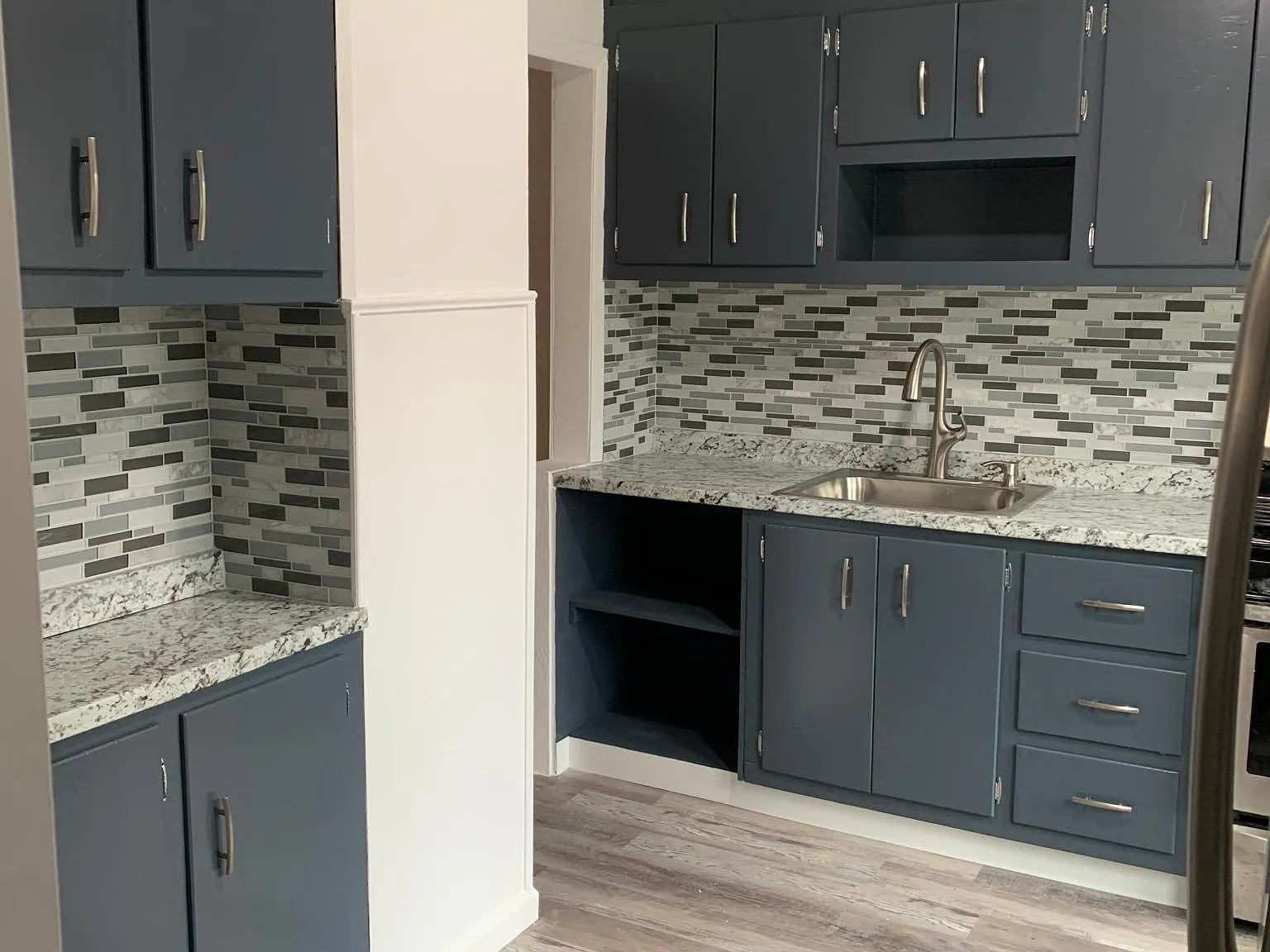 3 bed, 1.5 bath, $4,700 — Photo 4