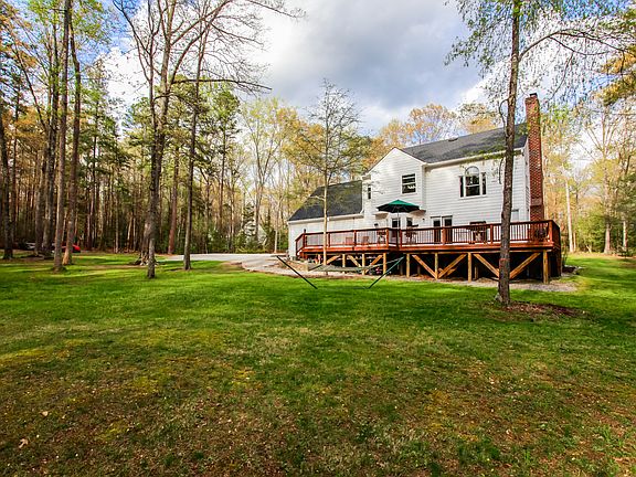 5th image of 1835 Rock Point Dr